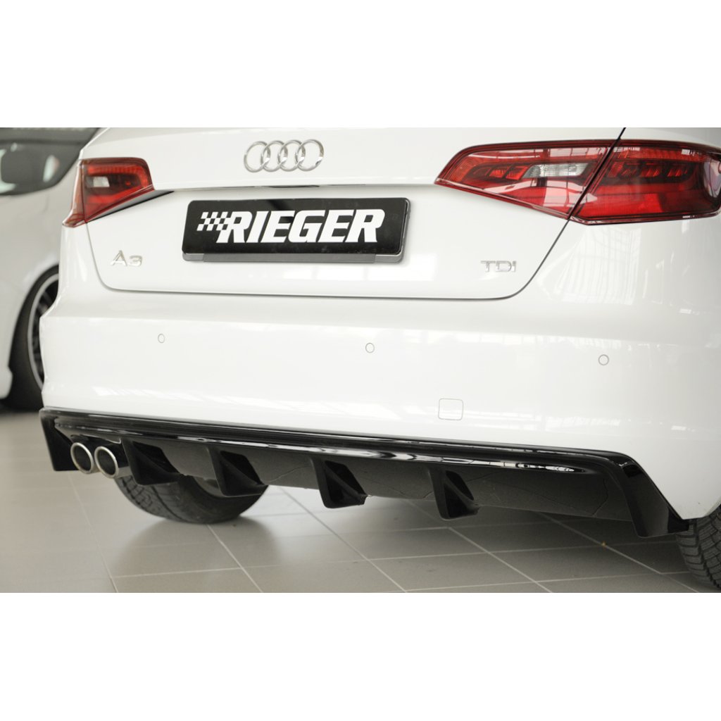 Rieger vložka zadního nárazníku (GBL56786) pro Audi A3 8V 3-dvéř. (hatchback 8V1), 5-dvéř. (sportback 8VA) před faceliftem, plast ABS lakovaný do černé lesklé barvy