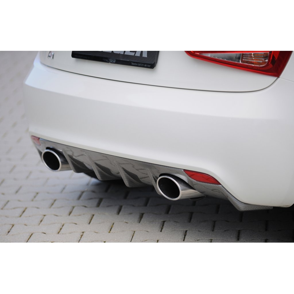 Rieger vložka zadního nárazníku pro Audi A1 8X 3-dvéř., 5-dvéř. (sportback) před faceliftem, plast ABS s povrchovou úpravou Carbon-Look, pro sportovní koncovky na obou stranách 140x90 mm