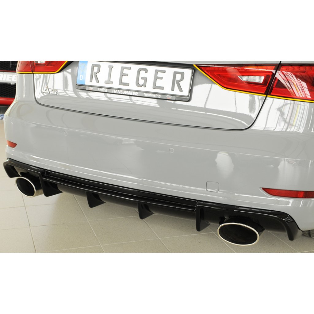 Rieger vložka zadního nárazníku pro Audi A3 8V 3-dvéř. (convertible 8V7), 5-dvéř. (sedan 8VS) před faceliftem, plast ABS lakovaný do černé lesklé barvy, pro sportovní koncovky na obou stranách 152x95 mm