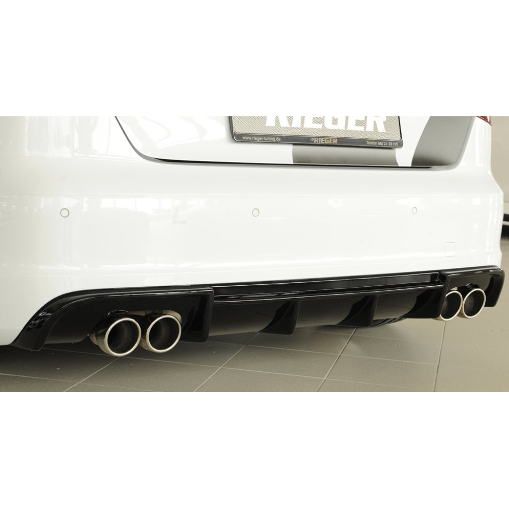 Rieger vložka zadního nárazníku pro Audi A3 8V 3-dvéř. (hatchback 8V1), 5-dvéř. (sportback 8VA) před faceliftem, plast ABS lakovaný do černé lesklé barvy, pro dvojité koncovky na obou stranách 4x90 mm