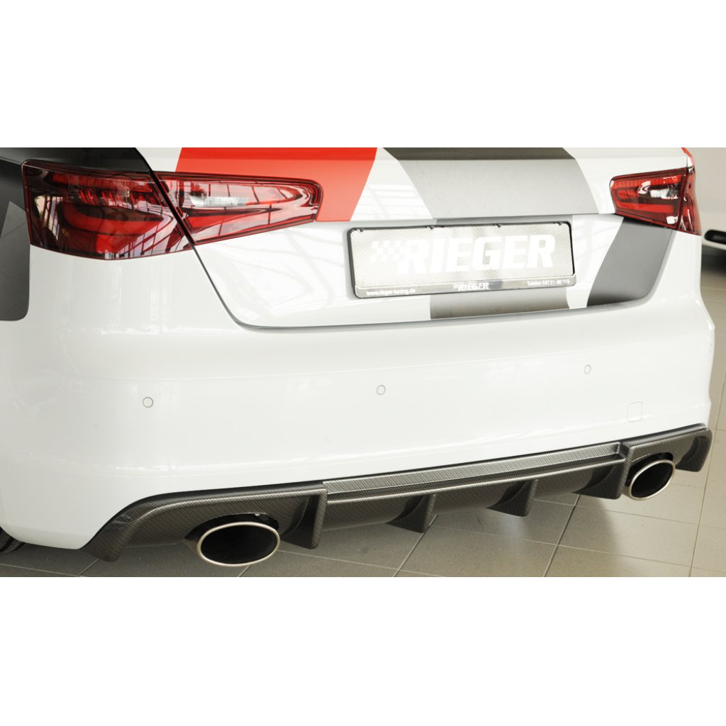 Rieger vložka zadního nárazníku pro Audi A3 8V 3-dvéř. (hatchback 8V1), 5-dvéř. (sportback 8VA) před faceliftem, plast ABS s povrchovou úpravou Carbon-Look, pro sportovní koncovky na obou stranách 152x95 mm