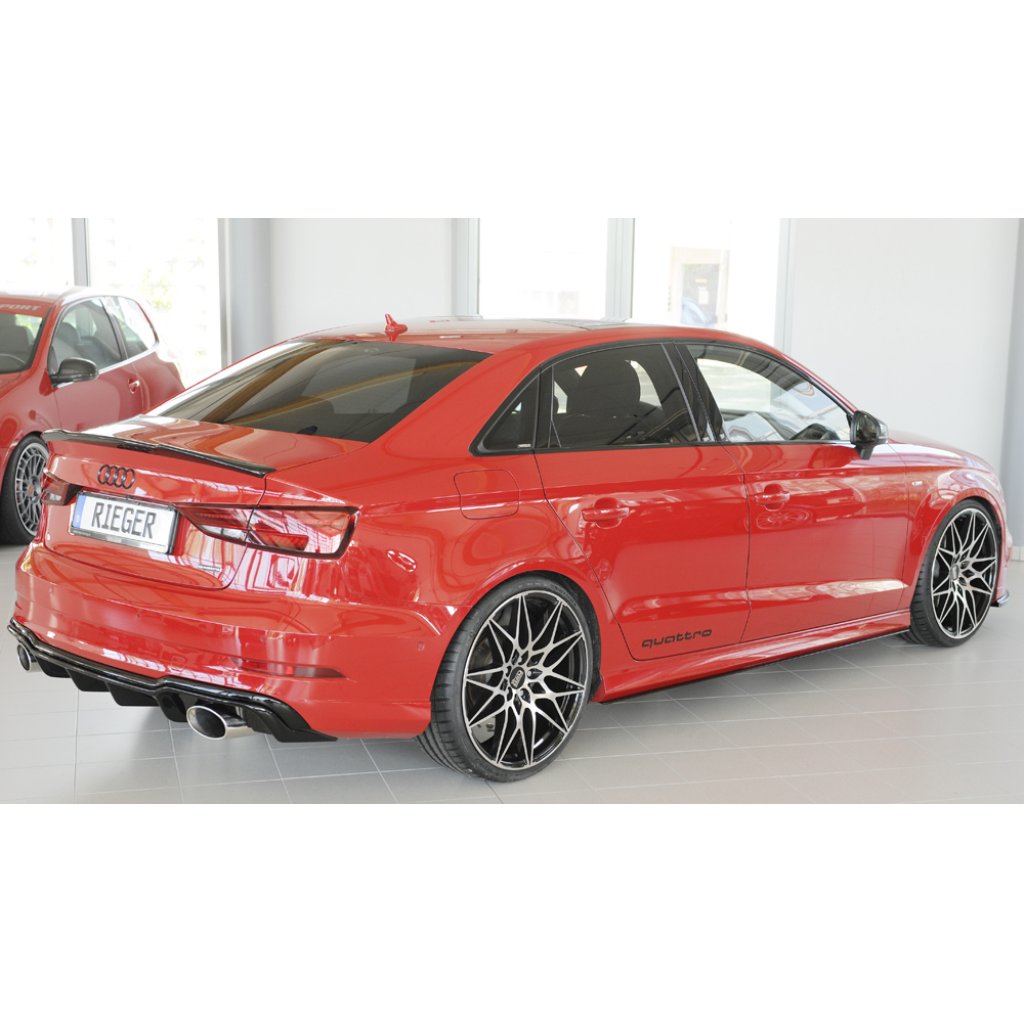 Rieger vložka zadního nárazníku pro Audi A3 S3 8V 3-dvéř. (convertible 8V7), 5-dvéř. (sedan 8VS) po faceliftu, plast ABS lakovaný do černé lesklé barvy, pro sportovní koncovky na obou stranách 152x95 mm
