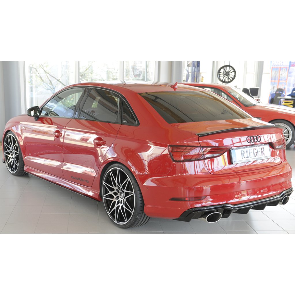 Rieger vložka zadního nárazníku pro Audi A3 S3 8V 3-dvéř. (convertible 8V7), 5-dvéř. (sedan 8VS) po faceliftu, plast ABS lakovaný do černé lesklé barvy, pro sportovní koncovky na obou stranách 152x95 mm