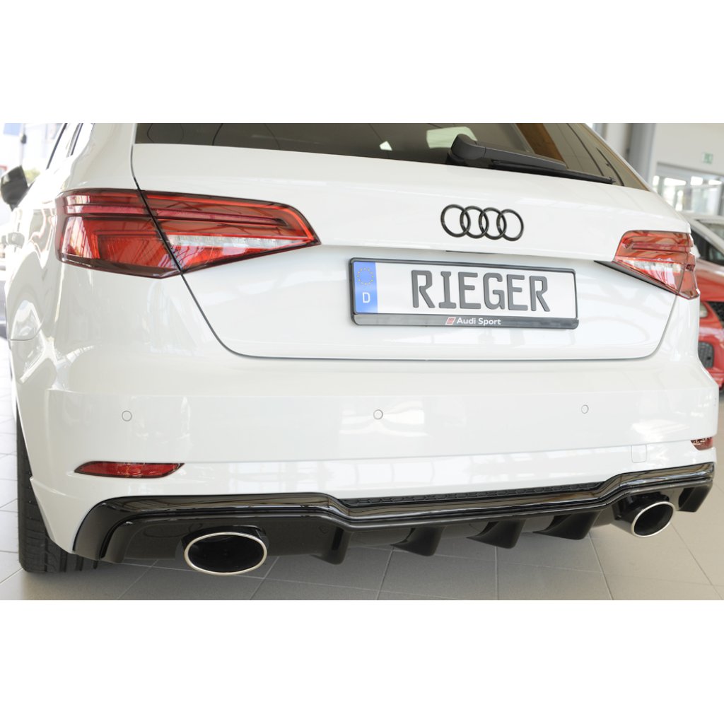 Rieger vložka zadního nárazníku pro Audi A3 S3 8V 3-dvéř. (hatchback 8V1), 5-dvéř. (sportback 8VA) po faceliftu, plast ABS lakovaný do černé lesklé barvy, pro sportovní koncovky na obou stranách 152x95 mm