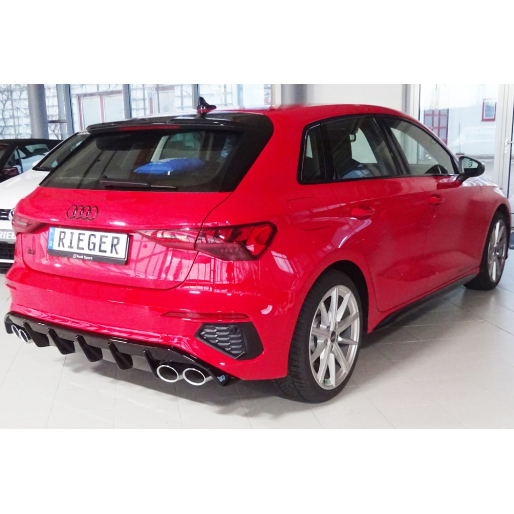 Rieger vložka zadního nárazníku pro Audi A3 S3 GY 5-dvéř. (sportback), plast ABS lakovaný do černé lesklé barvy