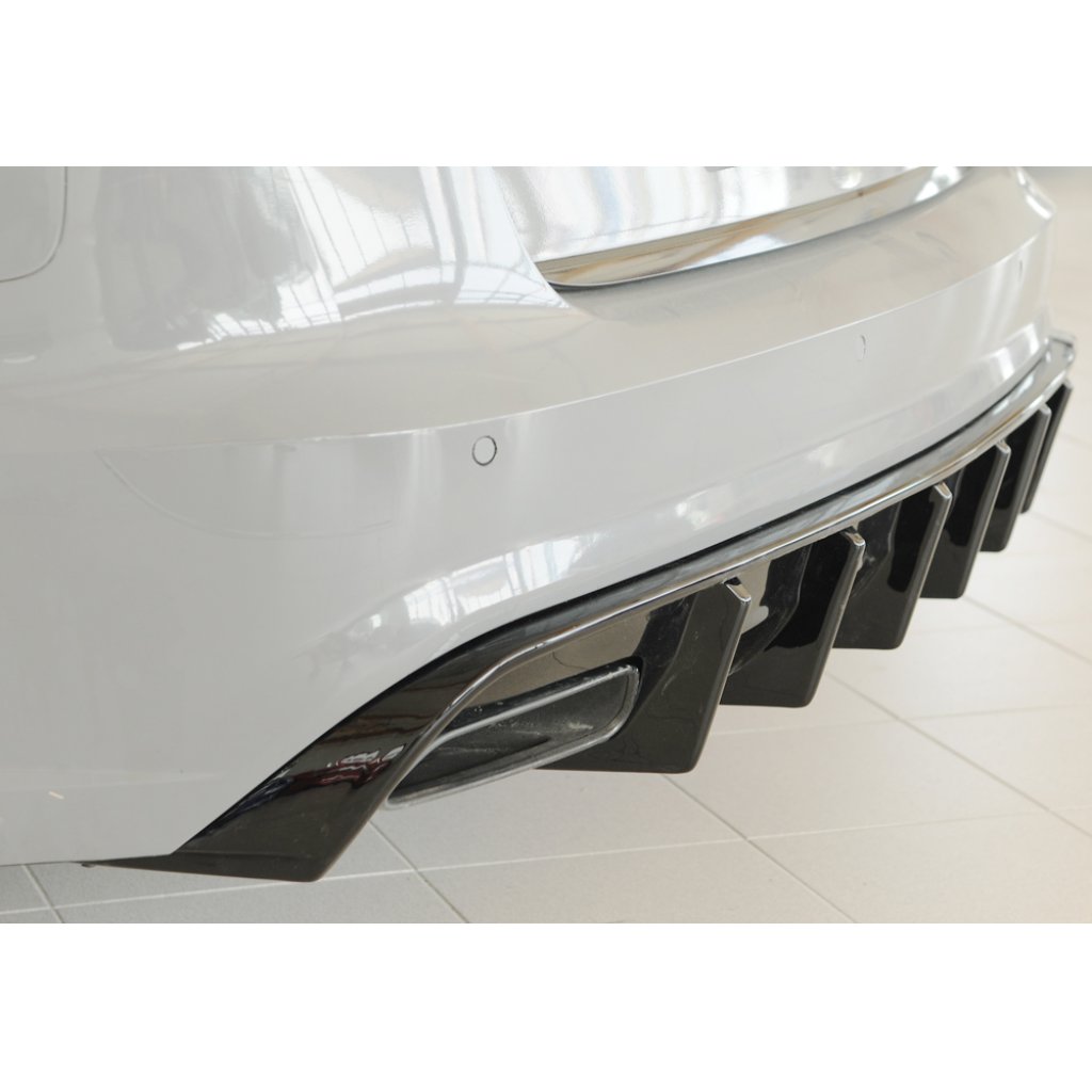 Rieger vložka zadního nárazníku pro Audi A6 4G, C7 sedan, plast ABS lakovaný do černé lesklé barvy, pro orig. koncovky vlevo a vpravo, pro vozy s tažným zařízením