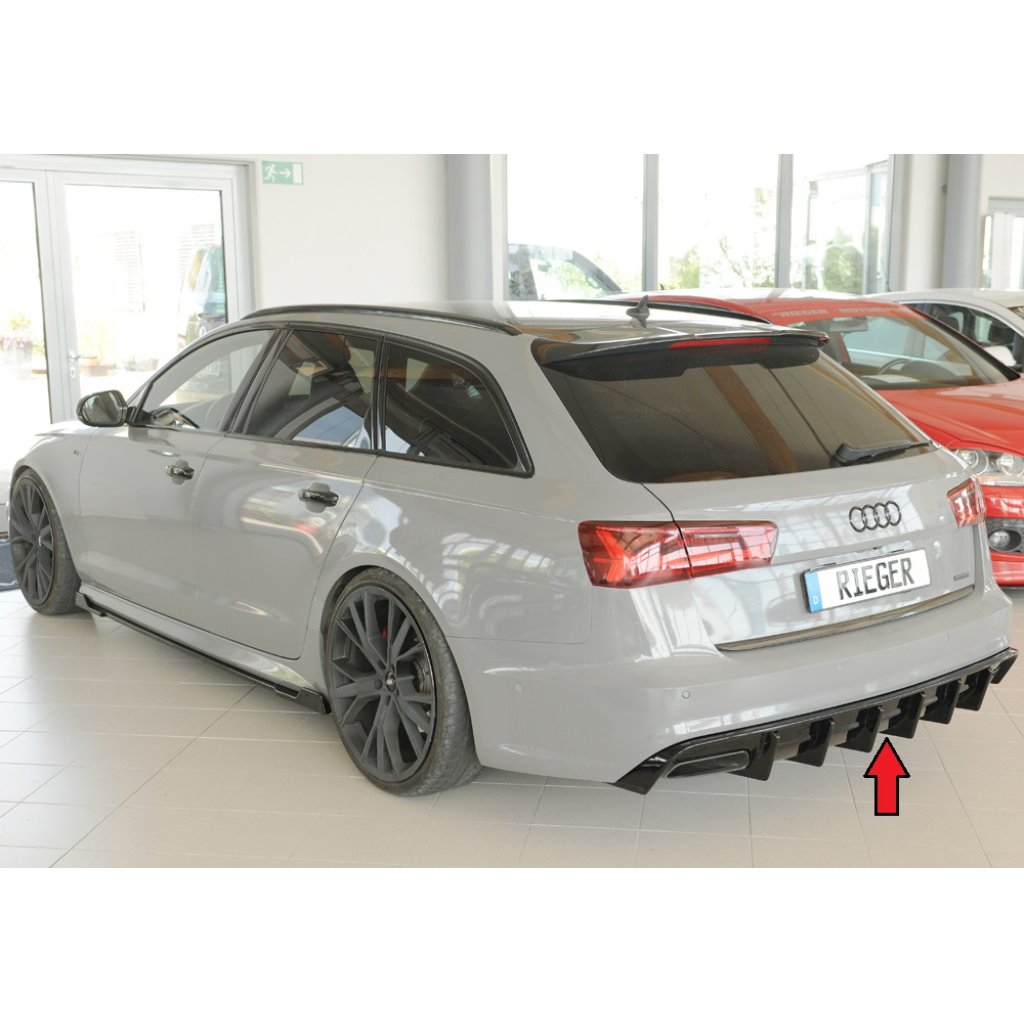 Rieger vložka zadního nárazníku pro Audi A6 4G, C7 sedan, plast ABS lakovaný do černé lesklé barvy, pro orig. koncovky vlevo a vpravo, pro vozy s tažným zařízením