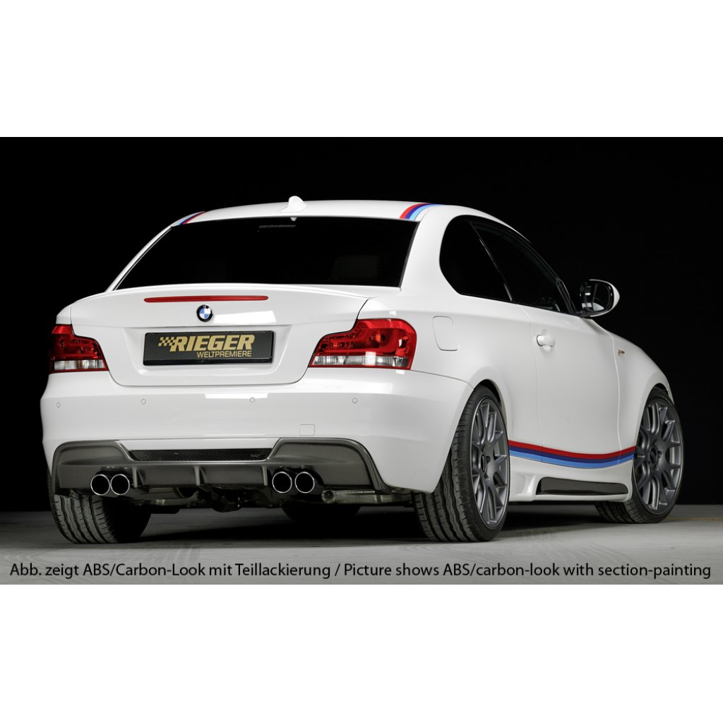 Rieger vložka zadního nárazníku pro BMW řada 1 E82, E88 kabriolet, kupé, plast ABS s povrchovou úpravou Carbon-Look, pro dvojité koncovky na obou stranách 4x80 mm