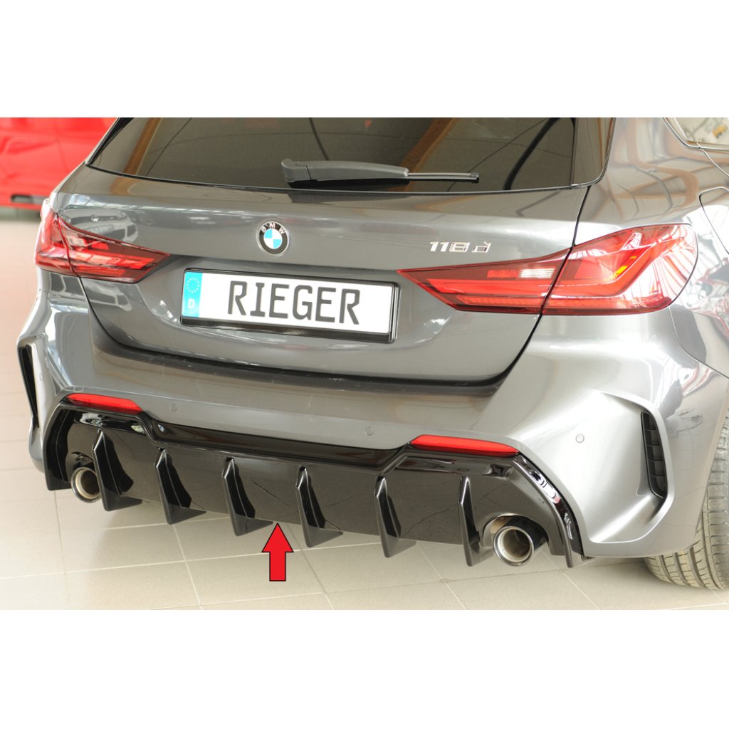 Rieger vložka zadního nárazníku pro BMW řada 1 F40 hatchback / 4-dr., plast ABS lakovaný do černé lesklé barvy