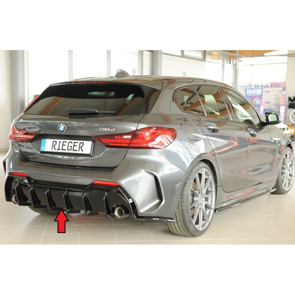 Rieger vložka zadního nárazníku pro BMW řada 1 F40 hatchback / 4-dr., plast ABS lakovaný do černé lesklé barvy
