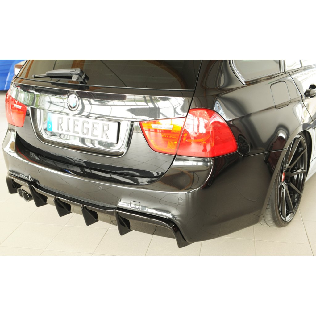 Rieger vložka zadního nárazníku pro BMW řada 3 E91 touring, plast ABS lakovaný do černé lesklé barvy, pro originální koncovku na levé straně