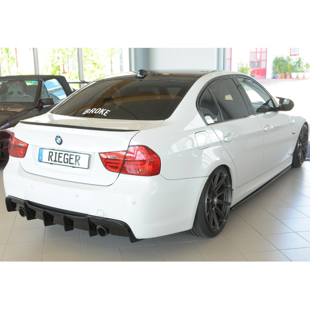 Rieger vložka zadního nárazníku pro BMW řada 3 E91 touring, plast ABS lakovaný do černé lesklé barvy, pro originální koncovku na obou stranách