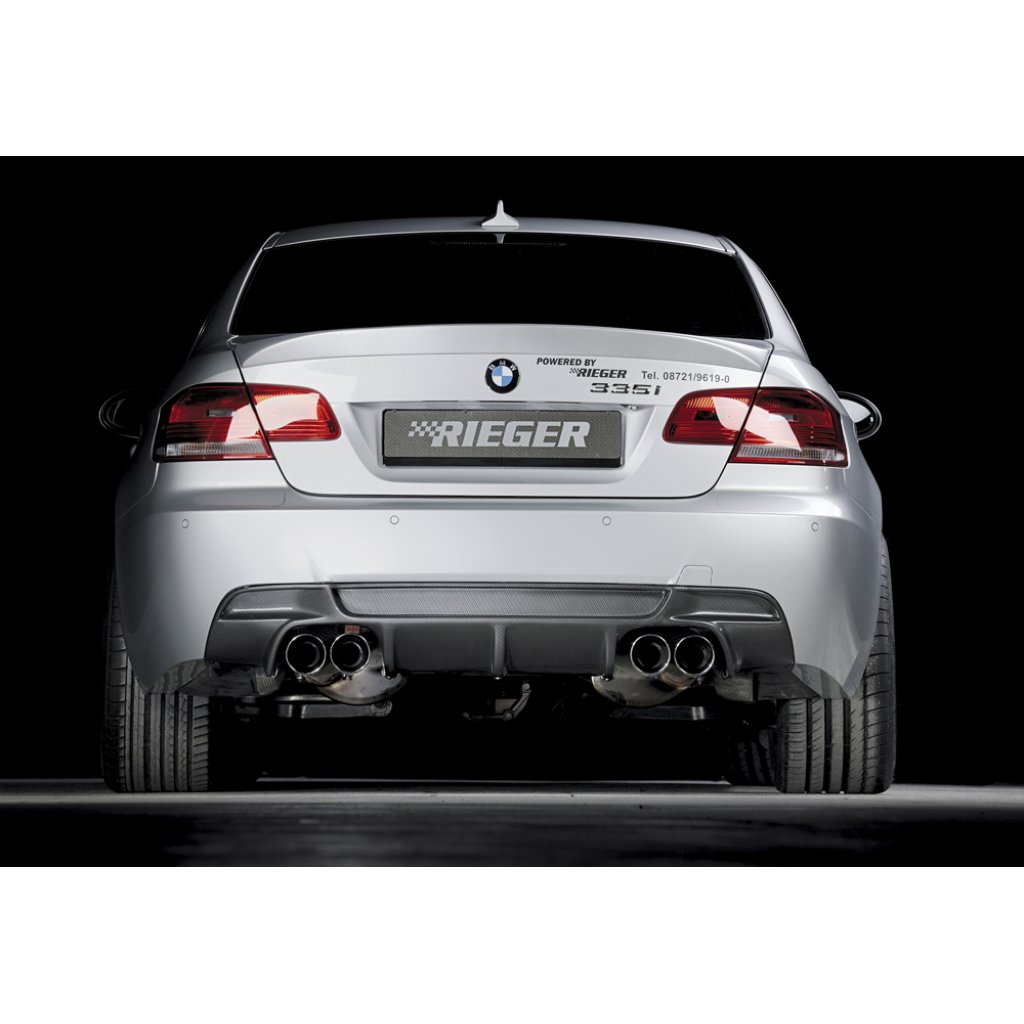Rieger vložka zadního nárazníku pro BMW řada 3 E92, E93 kabriolet, kupé vč. faceliftu, plast ABS s povrchovou úpravou Carbon-Look, pro dvojité koncovky na obou stranách 4x90 mm