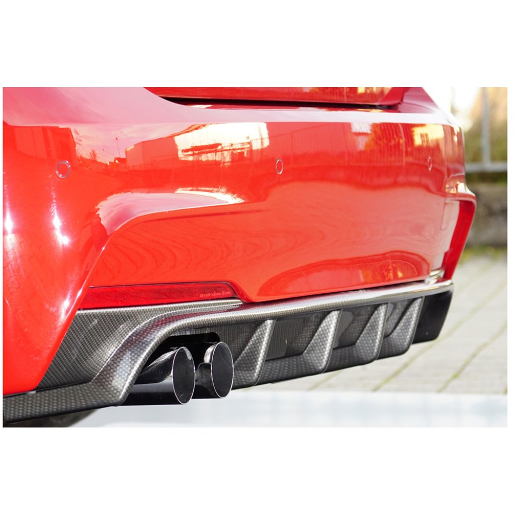 Rieger vložka zadního nárazníku pro BMW řada 3 F30, F31 sedan, touring vč. faceliftu, plast ABS s povrchovou úpravou Carbon-Look, pro orig. dvojitou koncovku vlevo