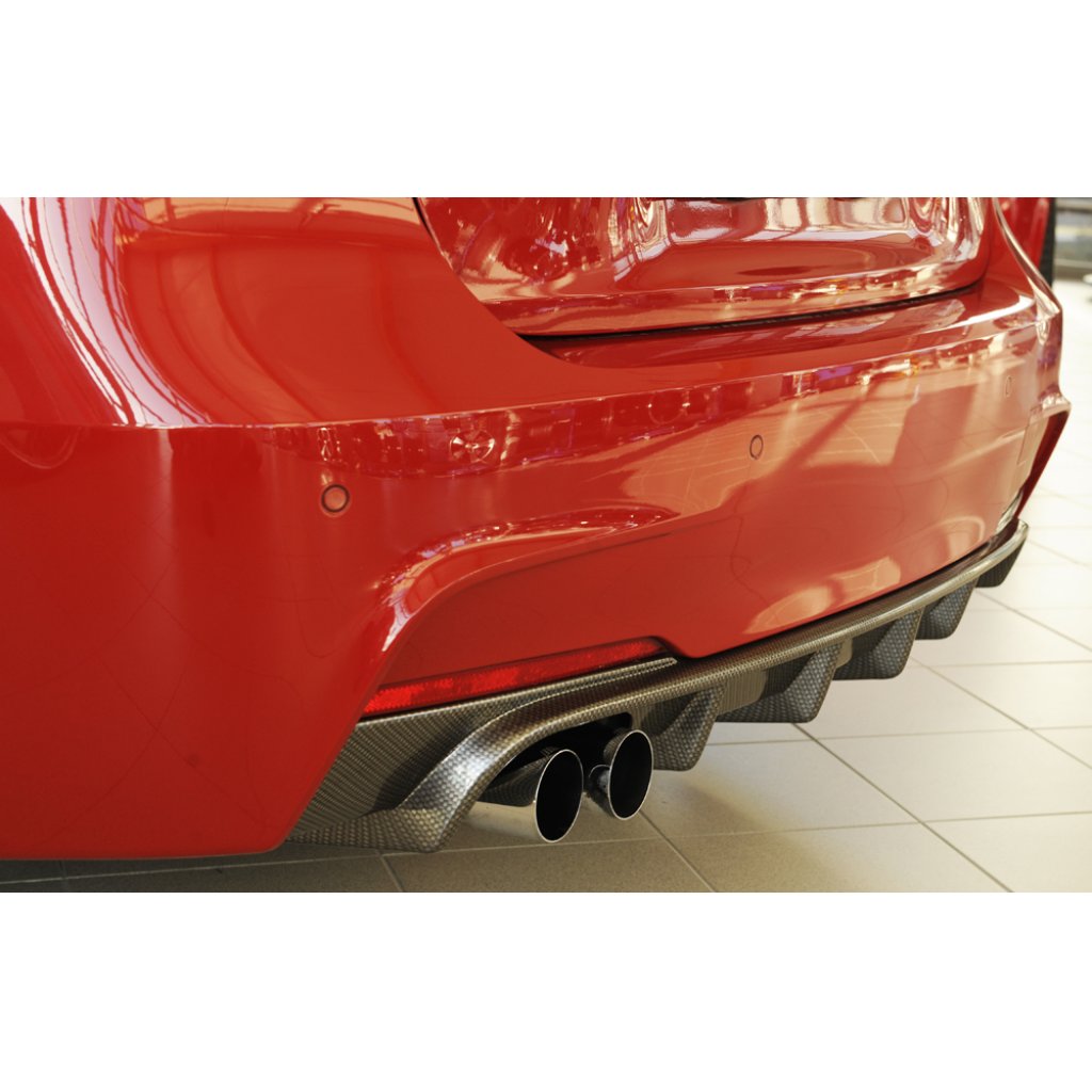 Rieger vložka zadního nárazníku pro BMW řada 3 F30, F31 sedan, touring vč. faceliftu, plast ABS s povrchovou úpravou Carbon-Look, pro orig. dvojitou koncovku vlevo