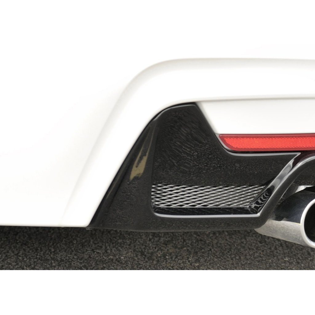 Rieger vložka zadního nárazníku pro BMW řada 4 F32, F33, F36 coupe (3-dvéř.), gran coupe (5-dvéř.), kabriolet vč. faceliftu, plast ABS lakovaný do černé lesklé barvy, pro dvojité koncovky na obou stranách 4x80 mm (435i/440i look) vč. mřížky