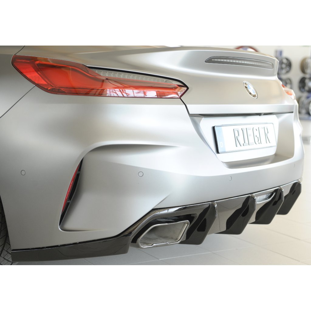Rieger vložka zadního nárazníku pro BMW Z4 G29, G4Z roadster, plast ABS lakovaný do černé lesklé barvy