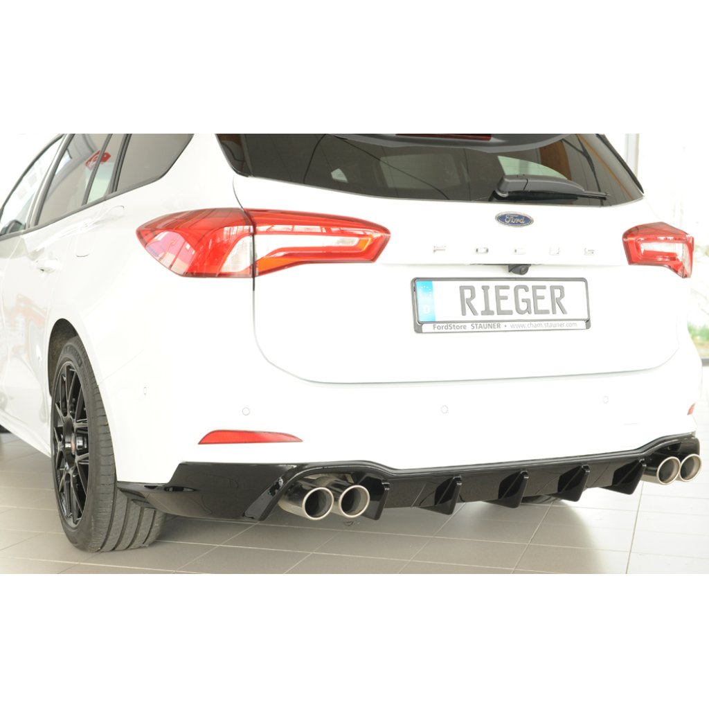 Rieger vložka zadního nárazníku pro Ford Focus 4 DEH 5-dvéř. (combi), plast ABS lakovaný do černé lesklé barvy, pro sportovní koncovky vlevo/vpravo 4x80 mm
