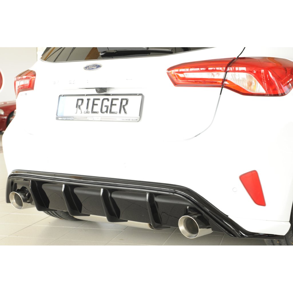 Rieger vložka zadního nárazníku pro Ford Focus 4 DEH, ST 5-dvéř. (hatchback), plast ABS lakovaný do černé lesklé barvy, pro sportovní koncovky na obou stranách 100 mm