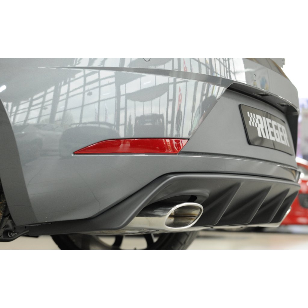 Rieger vložka zadního nárazníku pro Seat Leon Cupra 5F 3-dvéř. (sc), 5-dvéř. po faceliftu, plast ABS bez povrchové úpravy