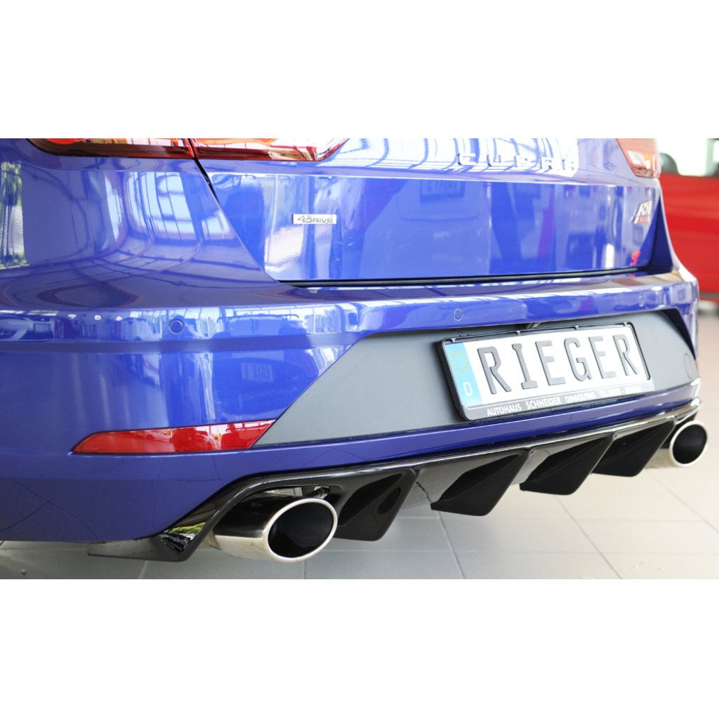 Rieger vložka zadního nárazníku pro Seat Leon Cupra 5F 5-dvéř. (ST/Combi), plast ABS lakovaný do černé lesklé barvy