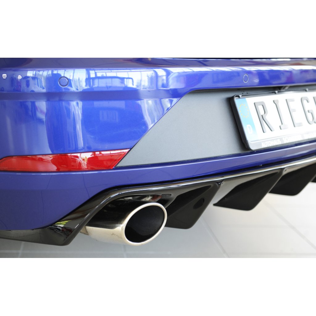 Rieger vložka zadního nárazníku pro Seat Leon Cupra 5F 5-dvéř. (ST/Combi), plast ABS lakovaný do černé lesklé barvy