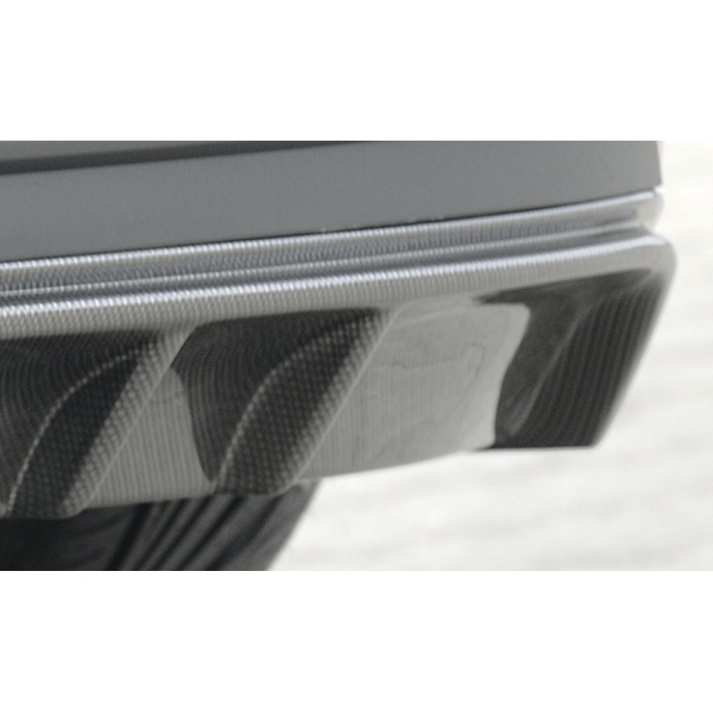 Rieger vložka zadního nárazníku pro Seat Leon FR 5F 3-dvéř. (sc), 5-dvéř. před faceliftem, plast ABS s povrchovou úpravou Carbon-Look, pro dvojitou koncovku vlevo