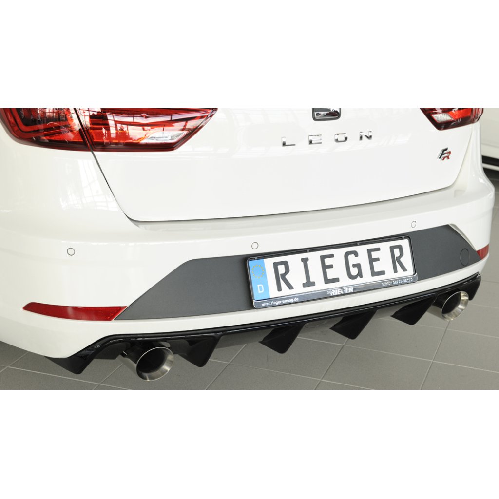Rieger vložka zadního nárazníku pro Seat Leon FR 5F 5-dvéř. (ST/Combi) po faceliftu, plast ABS lakovaný do černé lesklé barvy, pro sportovní koncovky na obou stranách o průměru 100mm