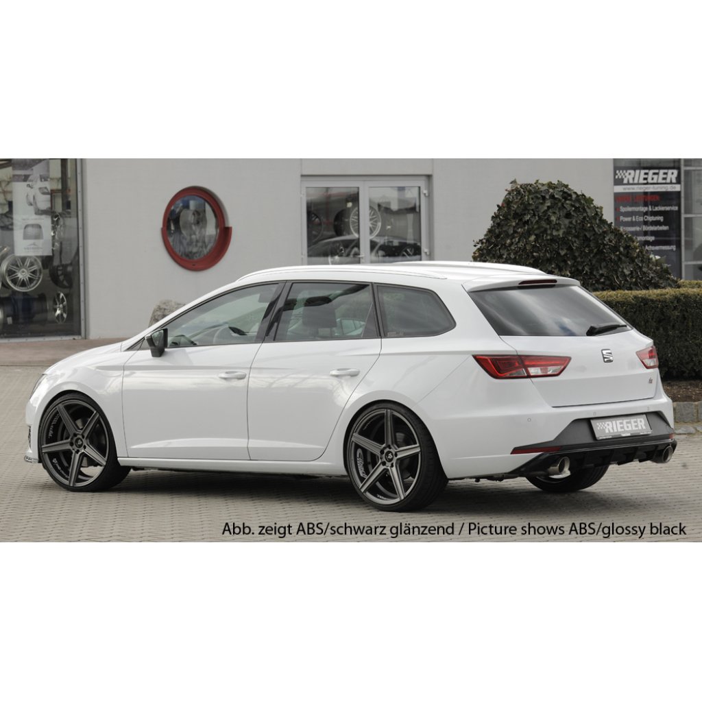 Rieger vložka zadního nárazníku pro Seat Leon FR 5F 5-dvéř. (ST/Combi) před faceliftem, plast ABS bez povrchové úpravy, pro sportovní koncovky na obou stranách 100 mm