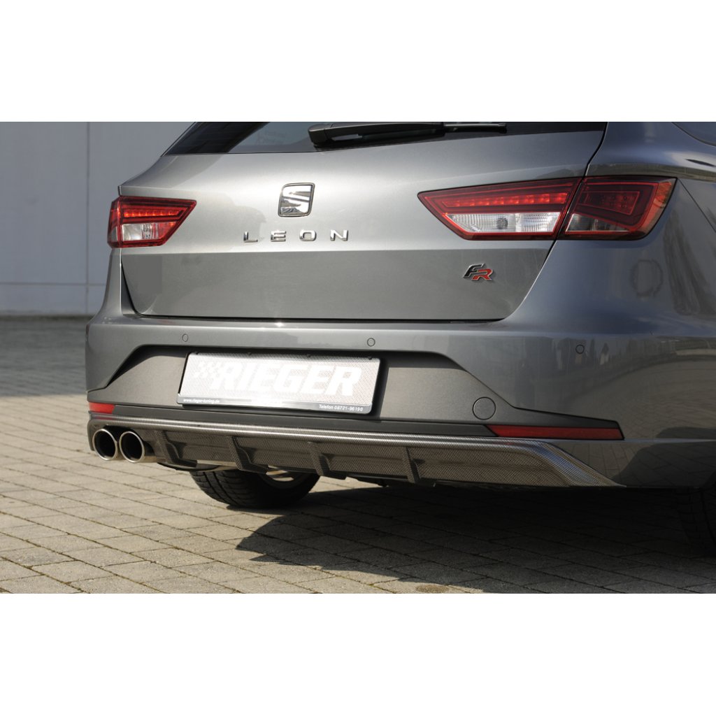 Rieger vložka zadního nárazníku pro Seat Leon FR 5F 5-dvéř. (ST/Combi) před faceliftem, plast ABS s povrchovou úpravou Carbon-Look, pro dvojitou koncovku vlevo