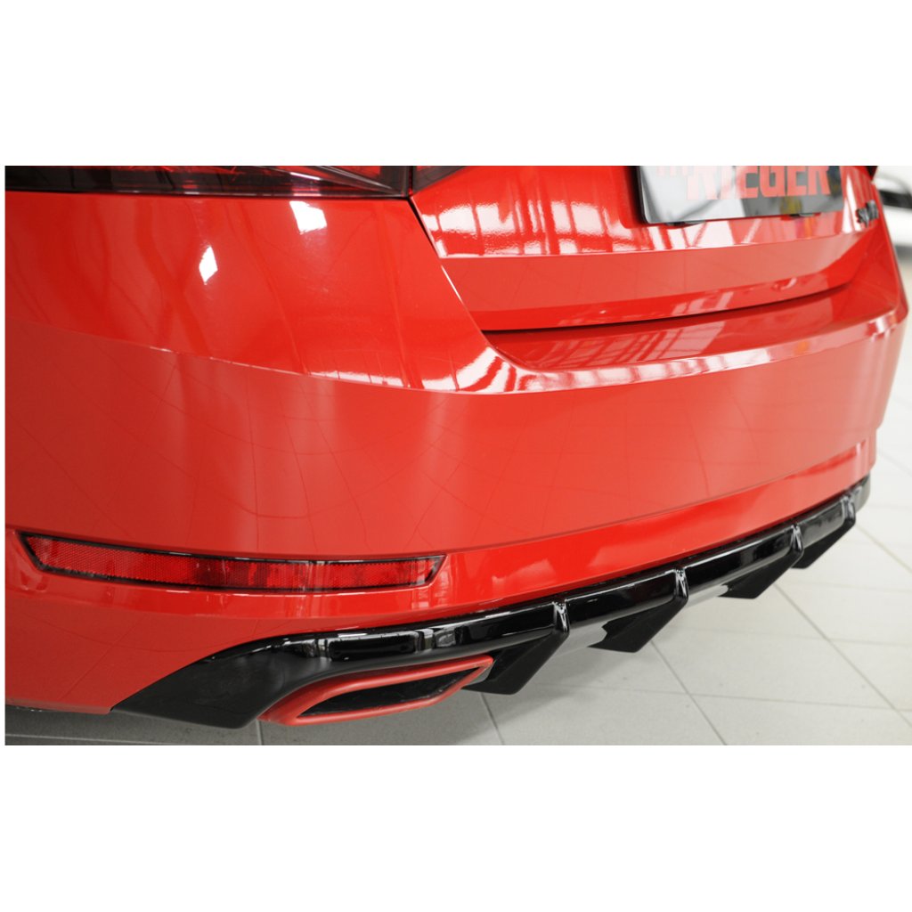 Rieger vložka zadního nárazníku pro Škoda Superb III 3T, 3V combi, sedan vč. faceliftu, plast ABS lakovaný do černé lesklé barvy, 2.0 TSI (200/206kW), pro vozy bez tažného zařízení