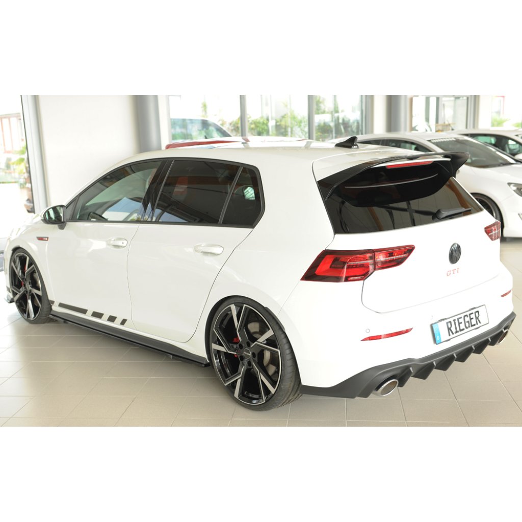 Rieger vložka zadního nárazníku pro Volkswagen Golf 8 GTI Clubsport 5-dvéř., plast ABS bez povrchové úpravy