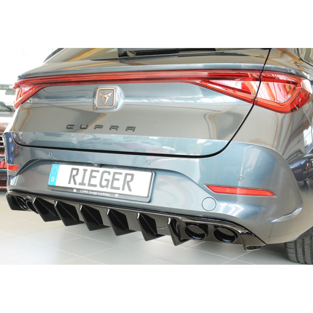 Rieger vložka zadního nárazníku (pro vozy bez tažného zař.) pro Seat Leon KL 5-dvéř. (ST/sportstourer), plast ABS lakovaný do černé lesklé barvy