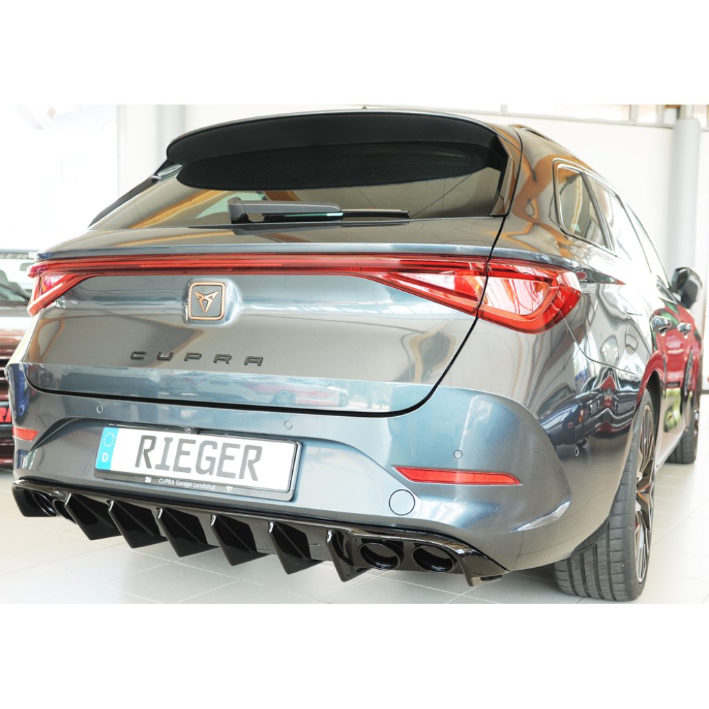 Rieger vložka zadního nárazníku (pro vozy bez tažného zař.) pro Seat Leon KL 5-dvéř. (ST/sportstourer), plast ABS lakovaný do černé lesklé barvy