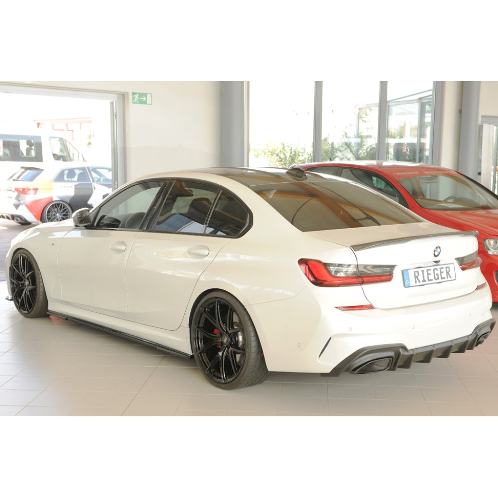 Rieger vložka zadního nárazníku (pro vozy s tažným zařízením) pro BMW řada 3 G21 touring, plast ABS bez povrchové úpravy, pro orig. koncovky vlevo/vpravo (M340i/M340d)