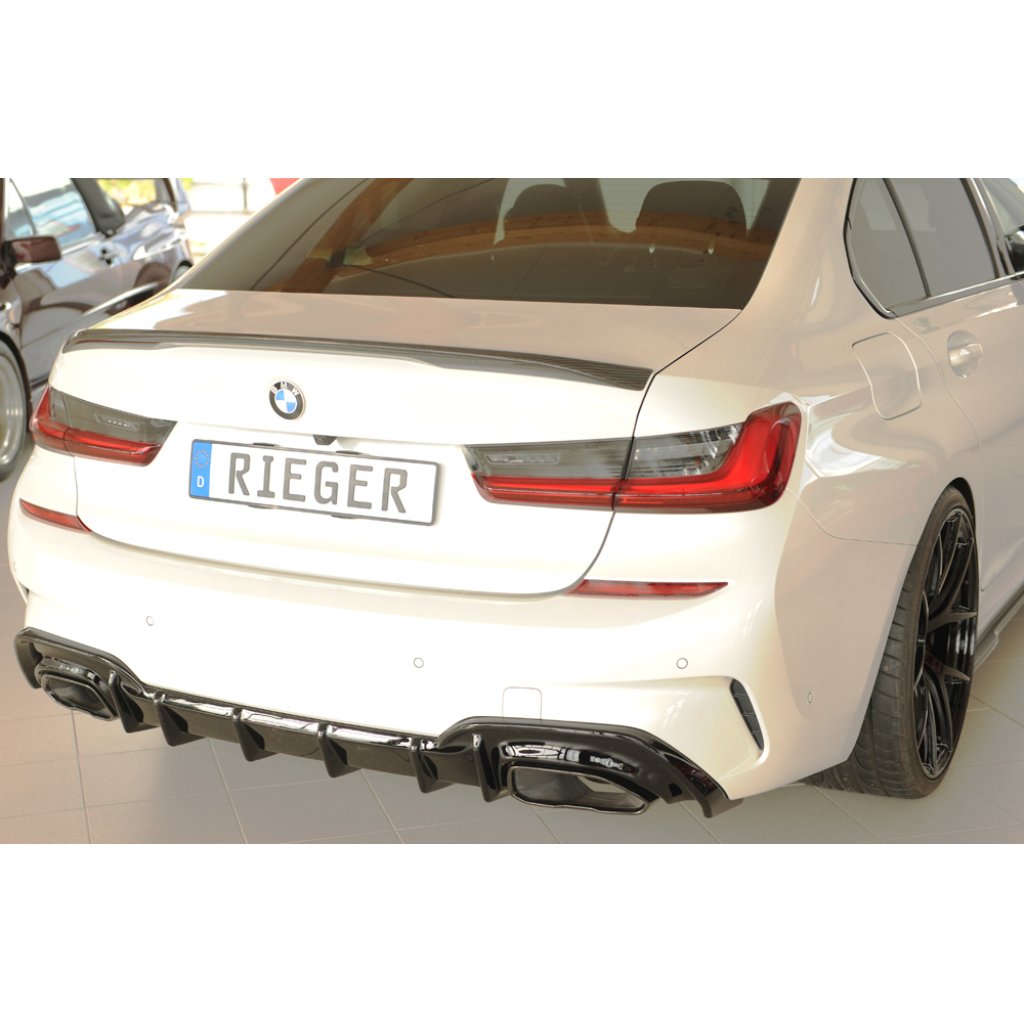 Rieger vložka zadního nárazníku (pro vozy s tažným zařízením) pro BMW řada 3 G21 touring, plast ABS lakovaný do černé lesklé barvy, M340i/M340d
