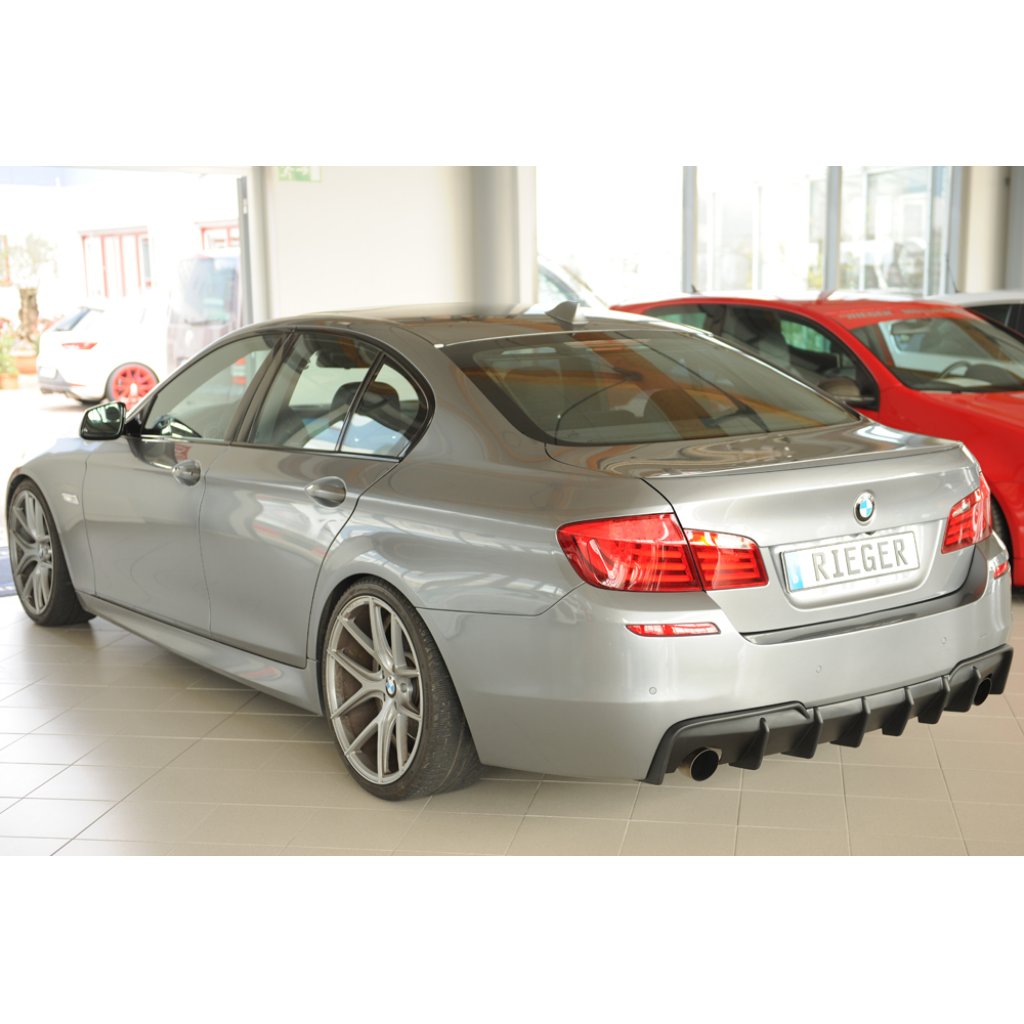 Rieger vložka zadního nárazníku (pro vozy s tažným zařízením) pro BMW řada 5 F11 touring, plast ABS bez povrchové úpravy, pro originální koncovky vlevo a vpravo