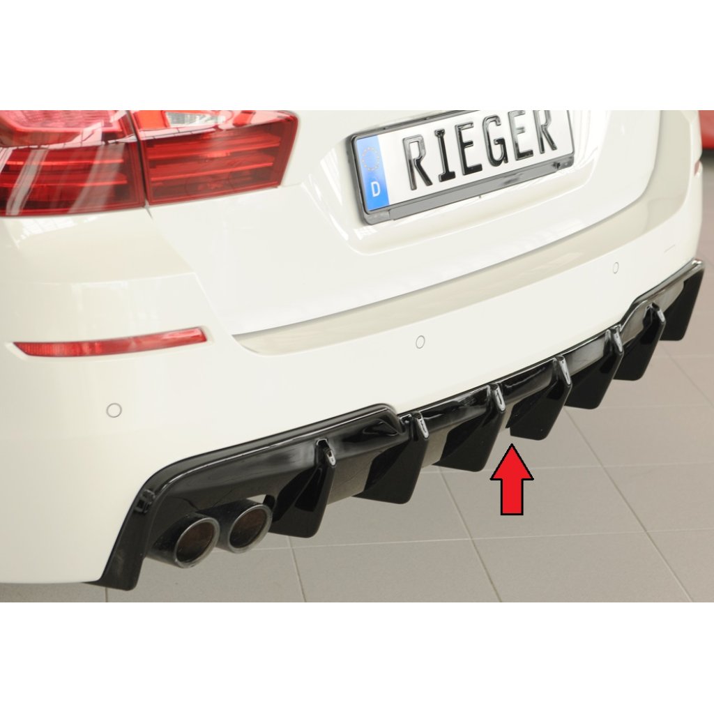 Rieger vložka zadního nárazníku (pro vozy s tažným zařízením) pro BMW řada 5 F11 touring, plast ABS lakovaný do černé lesklé barvy, pro orig. dvojitou koncovku vlevo