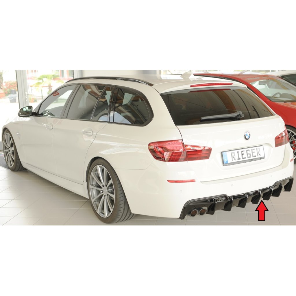 Rieger vložka zadního nárazníku (pro vozy s tažným zařízením) pro BMW řada 5 F11 touring, plast ABS lakovaný do černé lesklé barvy, pro orig. dvojitou koncovku vlevo