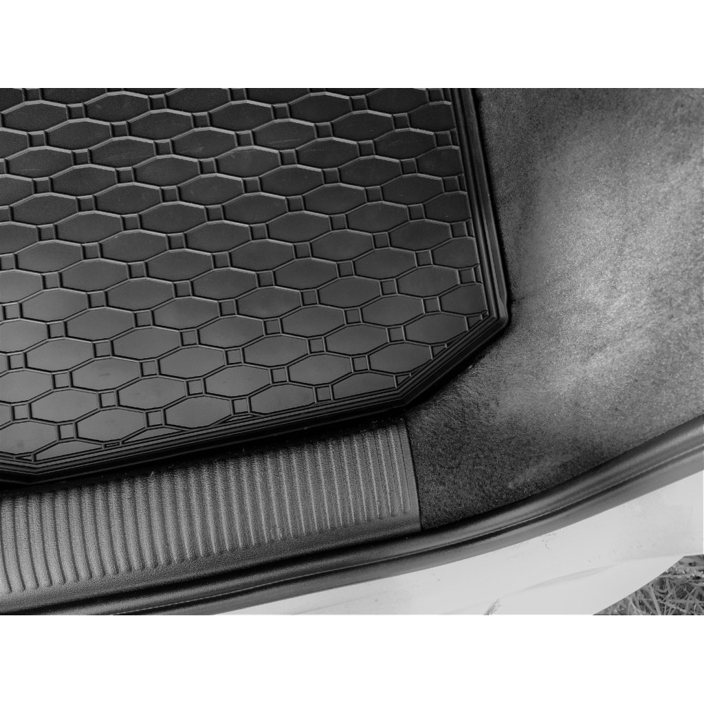Vana do kufru gumová Audi A3 Sportback 2013- | RIGUM