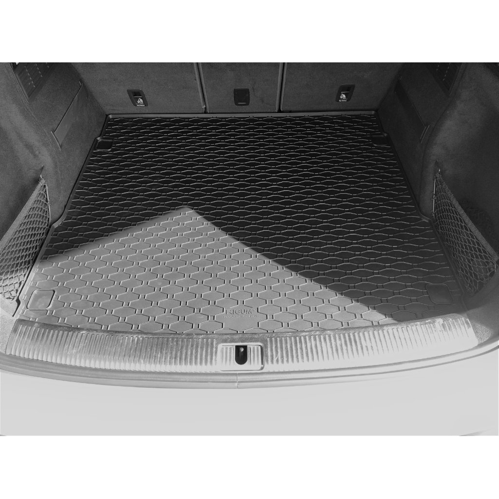 Vana do kufru gumová Audi Q5 Sportback 2021- | RIGUM