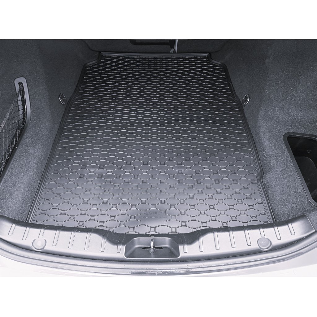 Vana do kufru gumová BMW 5 F10 sedan 2010- | RIGUM