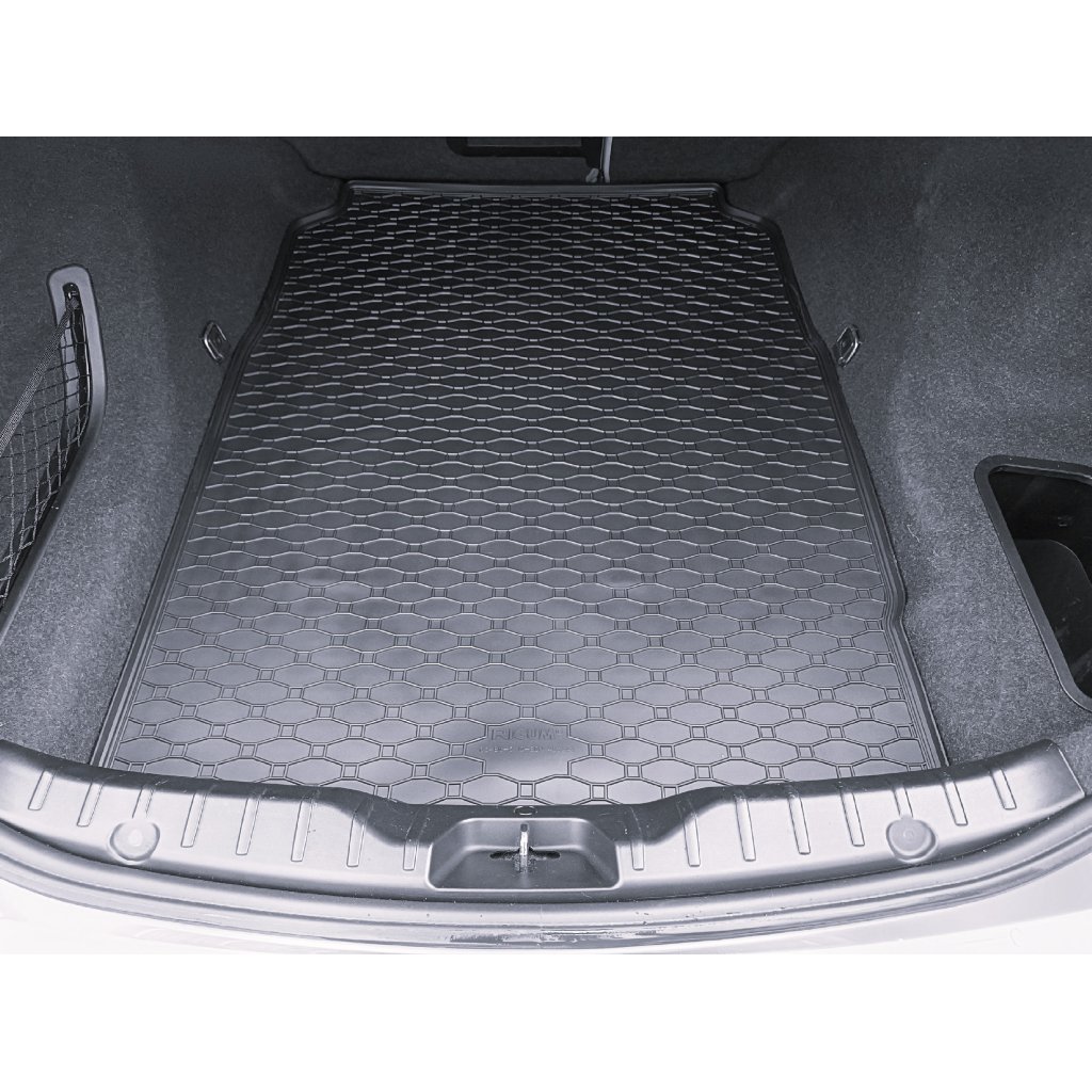 Vana do kufru gumová BMW 5 F10 sedan 2010- | RIGUM