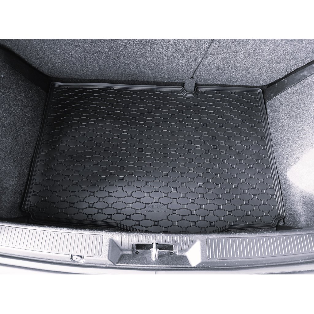 Vana do kufru gumová Fiat Punto Grande 2006- | RIGUM