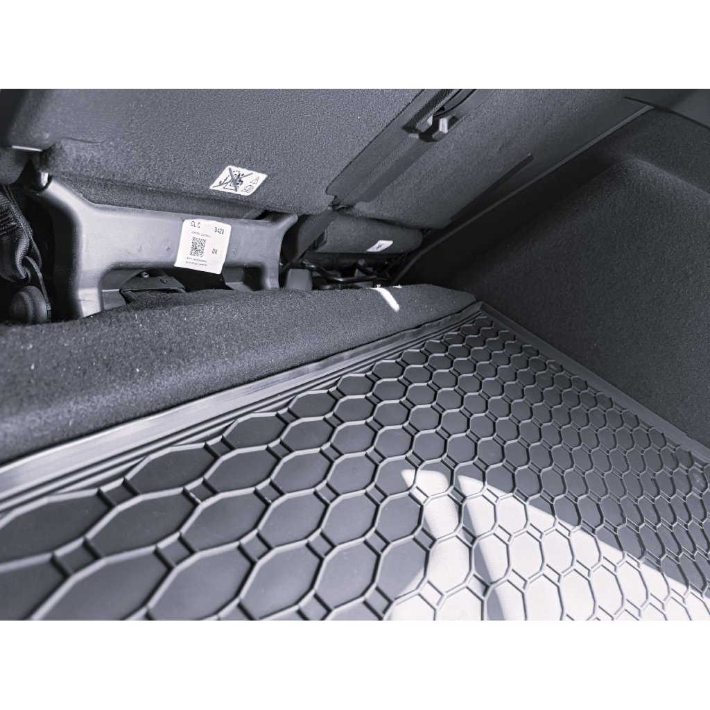 Vana do kufru gumová Ford C-Max dojezdové kolo/opravná sada 2010-2019 | RIGUM