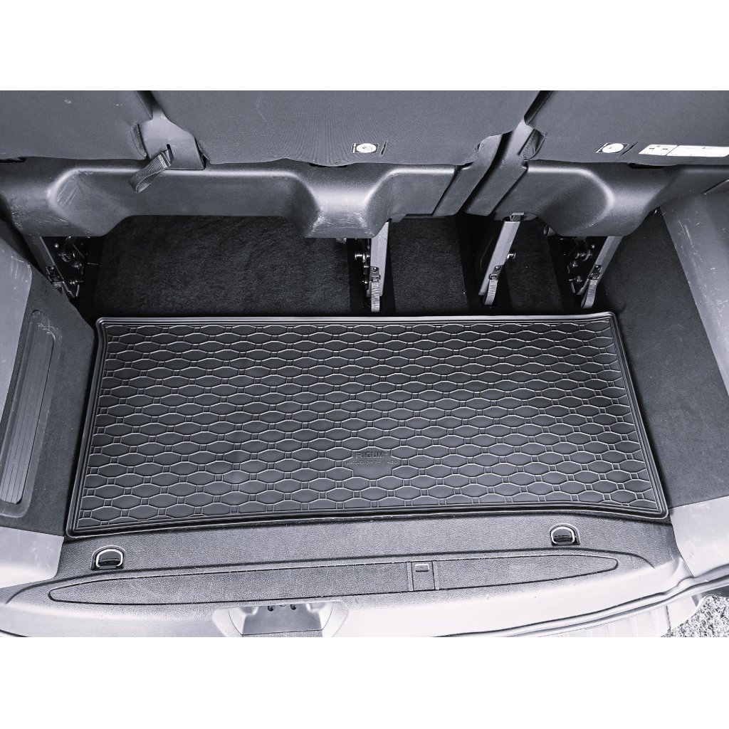 Vana do kufru gumová Ford Tourneo Custom s topením L1 za 3. řadu 2018- | RIGUM