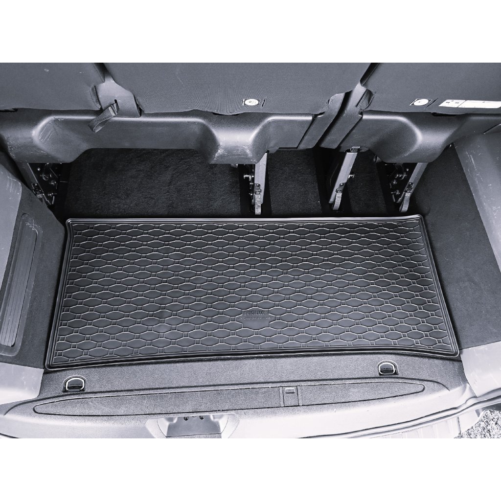 Vana do kufru gumová Ford Tourneo Custom s topením L1 za 3. řadu 2018- | RIGUM