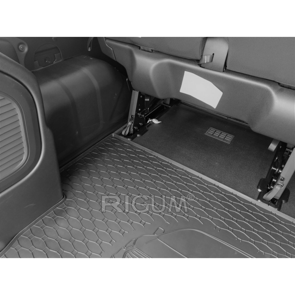 Vana do kufru gumová Ford Transit Custom s topením 8/9místný L2 2012- | RIGUM