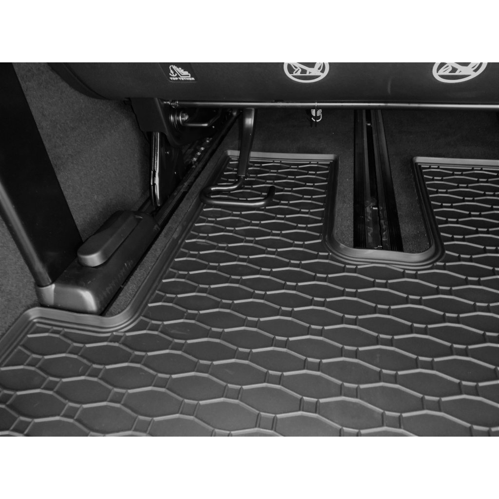 Vana do kufru gumová Mercedes Vito 8/9místný Long za 3. řadu sedadel 2014- | RIGUM