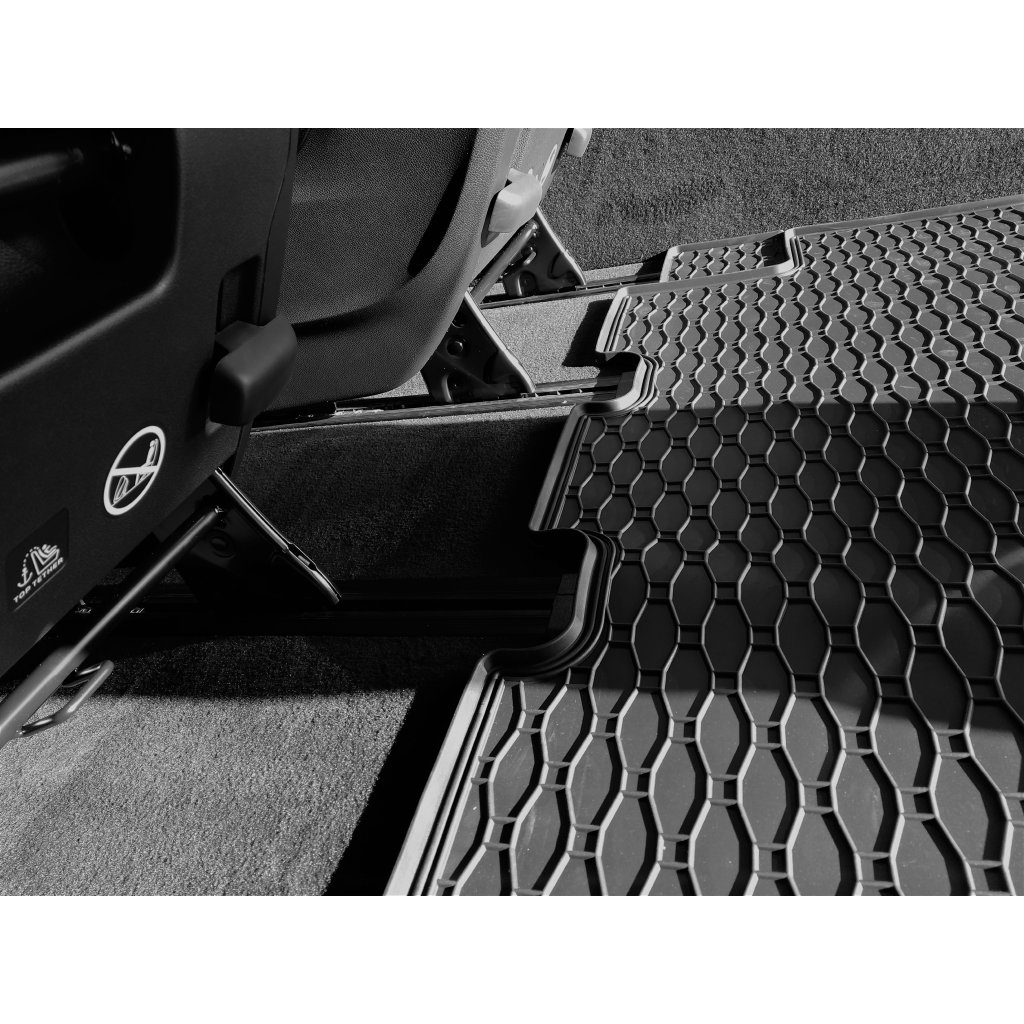 Vana do kufru gumová Mercedes Vito XL za 3. řadu sedadel 2014- | RIGUM